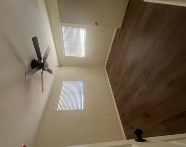 499 S 2nd Street - Photo Thumbnail 8