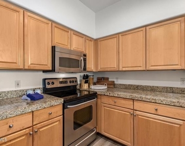 19777 N 76th Street - Photo Thumbnail 16