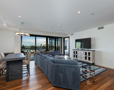 4422 N 75th Street - Photo Thumbnail 30