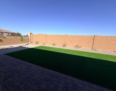 24136 N 172nd Drive - Photo Thumbnail 19