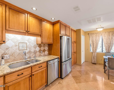 15151 N Frank Lloyd Wright Boulevard - Photo Thumbnail 3