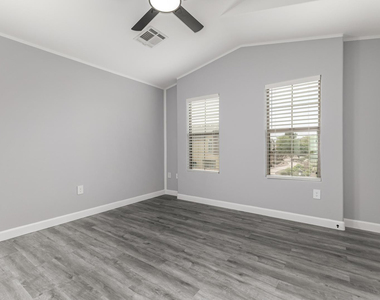 1350 S Greenfield Road - Photo Thumbnail 16
