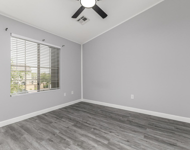 1350 S Greenfield Road - Photo Thumbnail 21