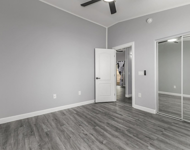 1350 S Greenfield Road - Photo Thumbnail 18