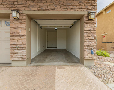 1350 S Greenfield Road - Photo Thumbnail 32