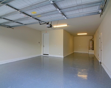 3607 E Salter Drive - Photo Thumbnail 16