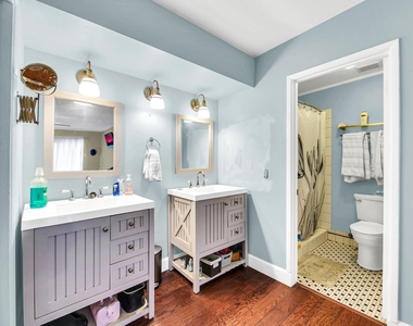 1605 E Candlestick Drive - Photo Thumbnail 8