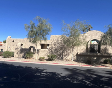 16623 N 29th Drive - Photo Thumbnail 12