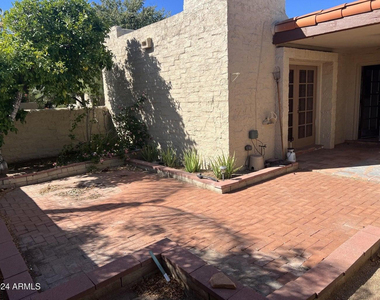 16623 N 29th Drive - Photo Thumbnail 8