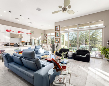 7611 E Camino Vivaz Way - Photo Thumbnail 9
