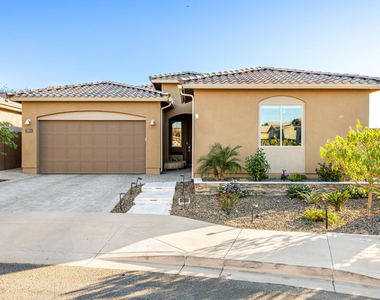 7611 E Camino Vivaz Way - Photo Thumbnail 1