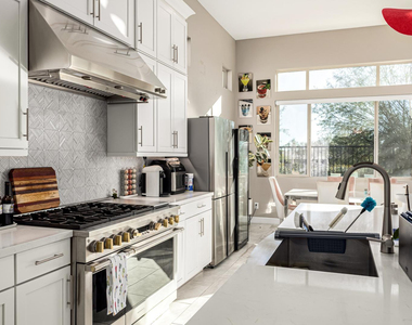 7611 E Camino Vivaz Way - Photo Thumbnail 16