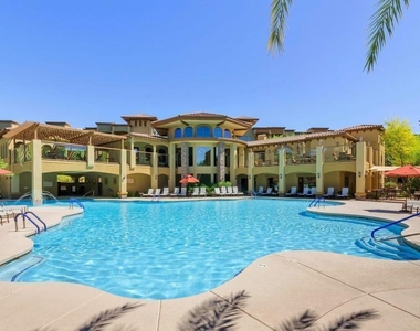 5450 E Deer Valley Drive - Photo Thumbnail 8