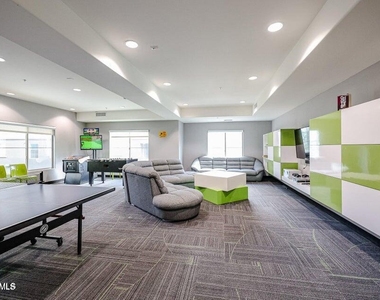 5450 E Deer Valley Drive - Photo Thumbnail 12