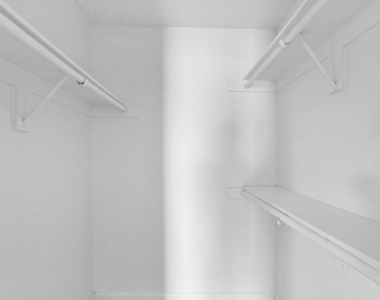 4354 N 82nd Street - Photo Thumbnail 10
