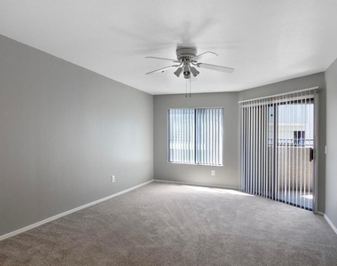 2025 E Campbell Avenue - Photo Thumbnail 5