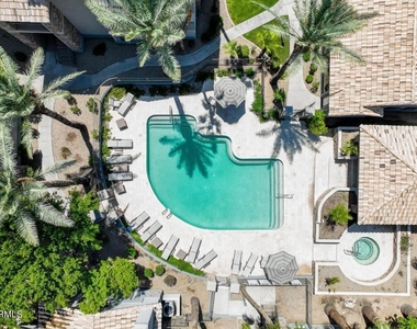 2025 E Campbell Avenue - Photo Thumbnail 16
