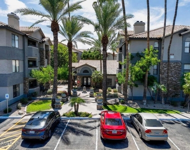2025 E Campbell Avenue - Photo Thumbnail 2