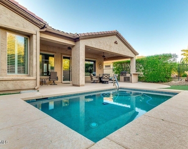 28573 N 128th Drive - Photo Thumbnail 30