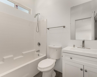1933 E Monroe Street - Photo Thumbnail 8