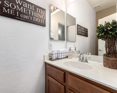 2250 E Deer Valley Road - Photo Thumbnail 20