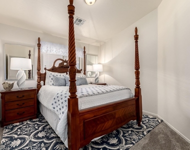 2250 E Deer Valley Road - Photo Thumbnail 19