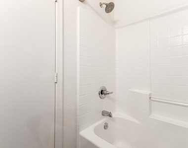 2250 E Deer Valley Road - Photo Thumbnail 23