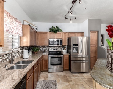 2250 E Deer Valley Road - Photo Thumbnail 5