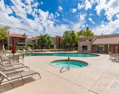 5525 E Thomas Road - Photo Thumbnail 30