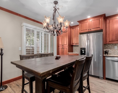 5525 E Thomas Road - Photo Thumbnail 7