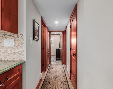 5525 E Thomas Road - Photo Thumbnail 12