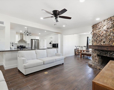 38466 N Basin Road - Photo Thumbnail 8