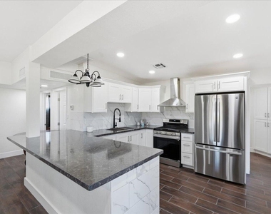 38466 N Basin Road - Photo Thumbnail 10
