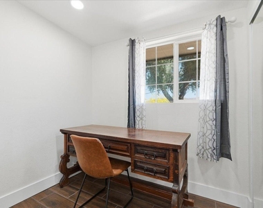 38466 N Basin Road - Photo Thumbnail 21