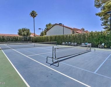 11011 N 92nd Street - Photo Thumbnail 32