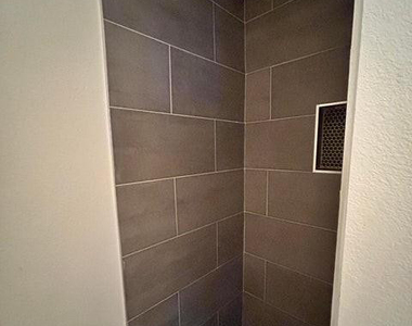 5115 N 22nd Avenue - Photo Thumbnail 29