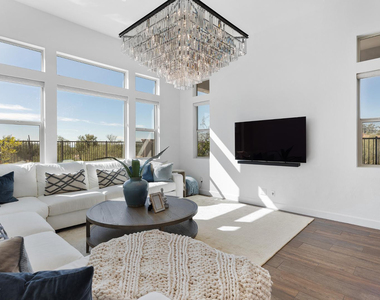 7605 E Camino Del Monte - Photo Thumbnail 24