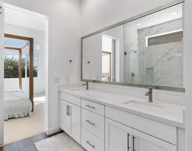 7605 E Camino Del Monte - Photo Thumbnail 97