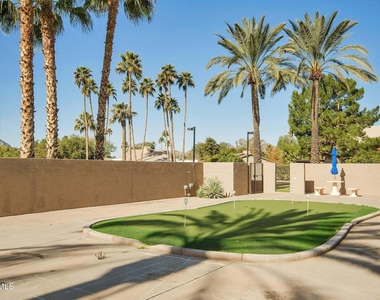 7340 N Via Camello Del Norte -- - Photo Thumbnail 48