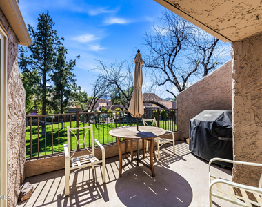 7340 N Via Camello Del Norte -- - Photo Thumbnail 16