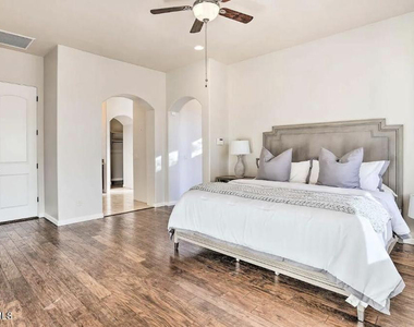 13639 E Hedgehog Place - Photo Thumbnail 12