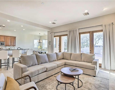13639 E Hedgehog Place - Photo Thumbnail 46