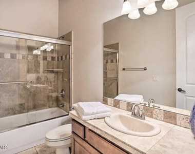 13639 E Hedgehog Place - Photo Thumbnail 19