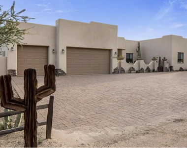 13639 E Hedgehog Place - Photo Thumbnail 28