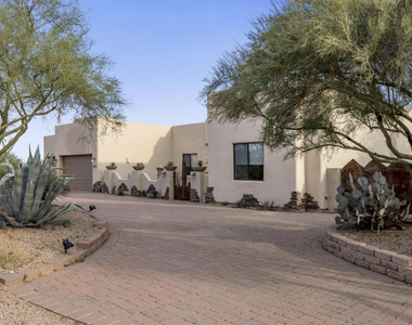 13639 E Hedgehog Place - Photo Thumbnail 27