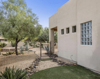 13639 E Hedgehog Place - Photo Thumbnail 103
