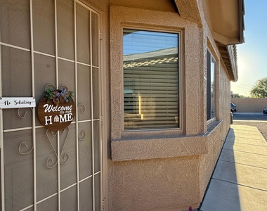 4533 S 236th Drive - Photo Thumbnail 34