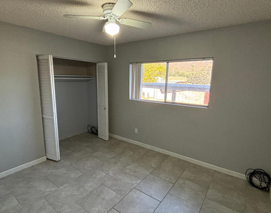 1130 E Butler Drive - Photo Thumbnail 13