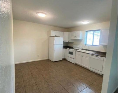 1420 E Brown Street - Photo Thumbnail 1