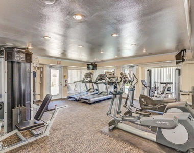 3434 W Danbury Drive - Photo Thumbnail 72